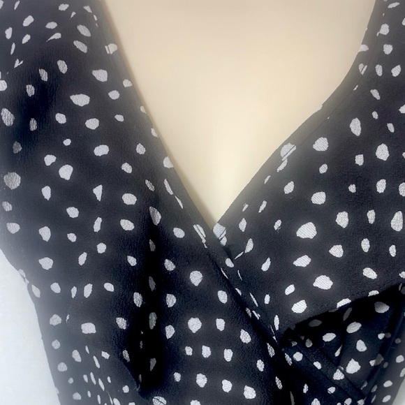 Brand New Max Studio Black and White polka dot wrap around dress - Picture 7 of 14